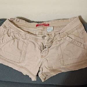 UNIONBAY Women's Beige Cargo Shorts
